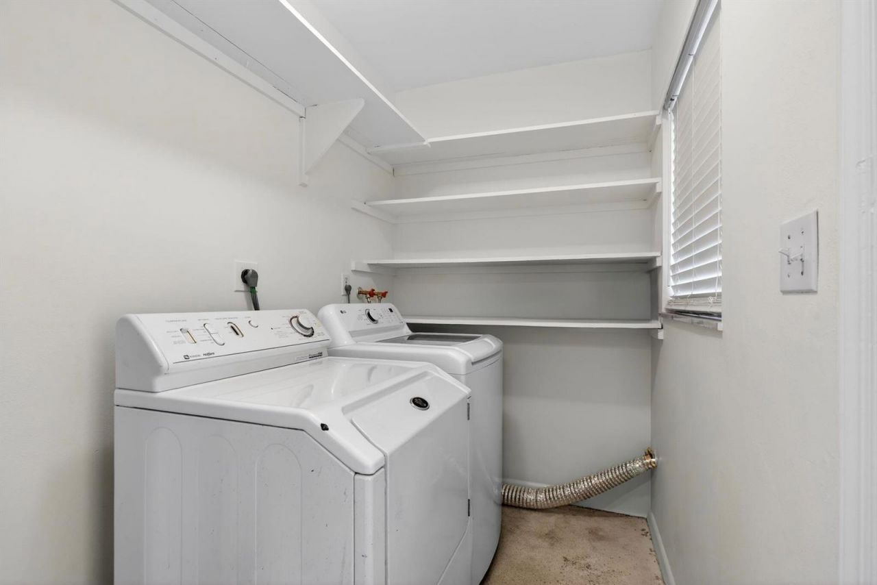 371 SE 1st Avenue , Pompano Beach, FL 33060 Photo