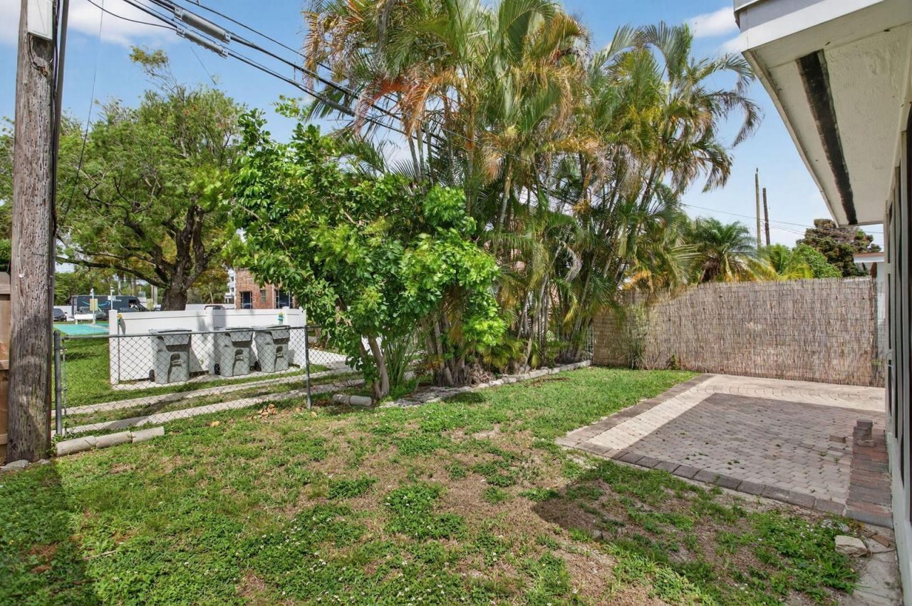 371 SE 1st Avenue , Pompano Beach, FL 33060 Photo