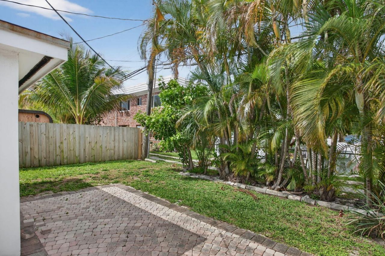 371 SE 1st Avenue , Pompano Beach, FL 33060 Photo