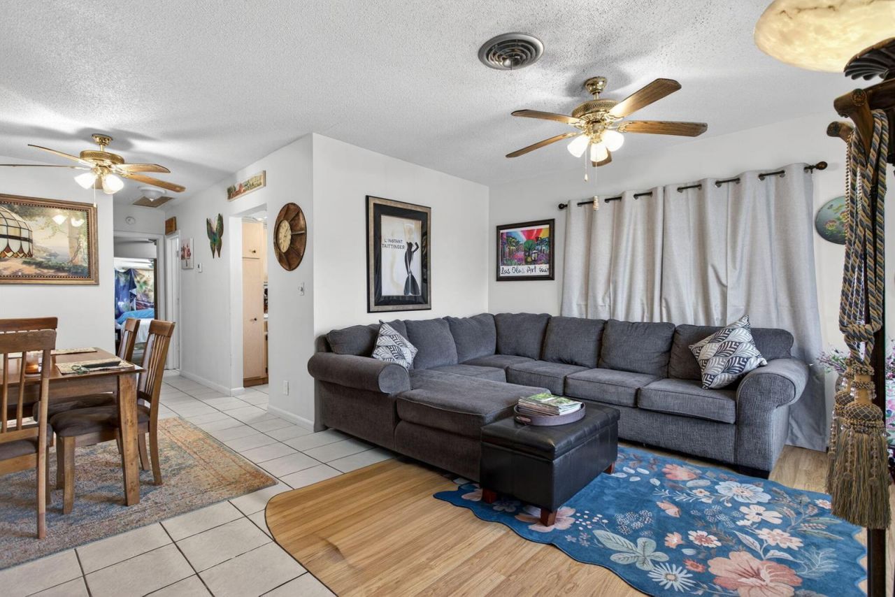 371 SE 1st Avenue , Pompano Beach, FL 33060 Photo