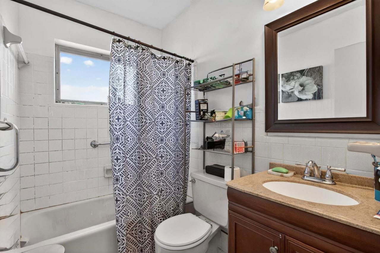 371 SE 1st Avenue , Pompano Beach, FL 33060 Photo