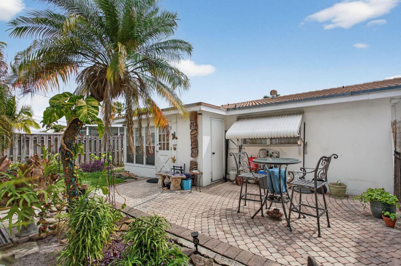 371 SE 1st Avenue , Pompano Beach, FL 33060 Photo