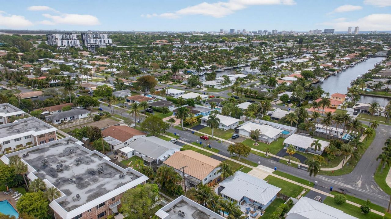 371 SE 1st Avenue , Pompano Beach, FL 33060 Photo