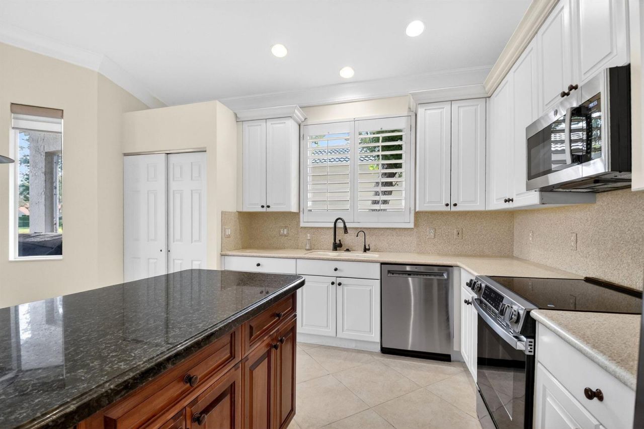 8706 Bellido Circle , Boynton Beach, FL 33472 Photo