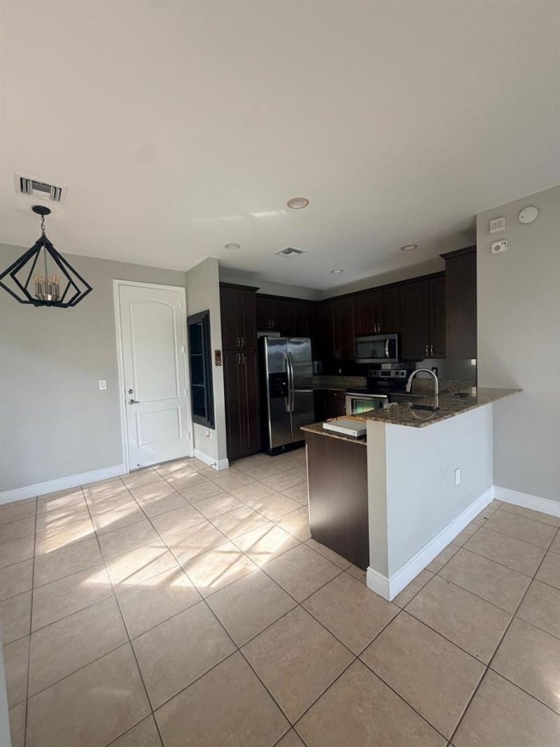 7644 Foxcroft Lane , Unit 7644, Davie, FL 33328 Photo