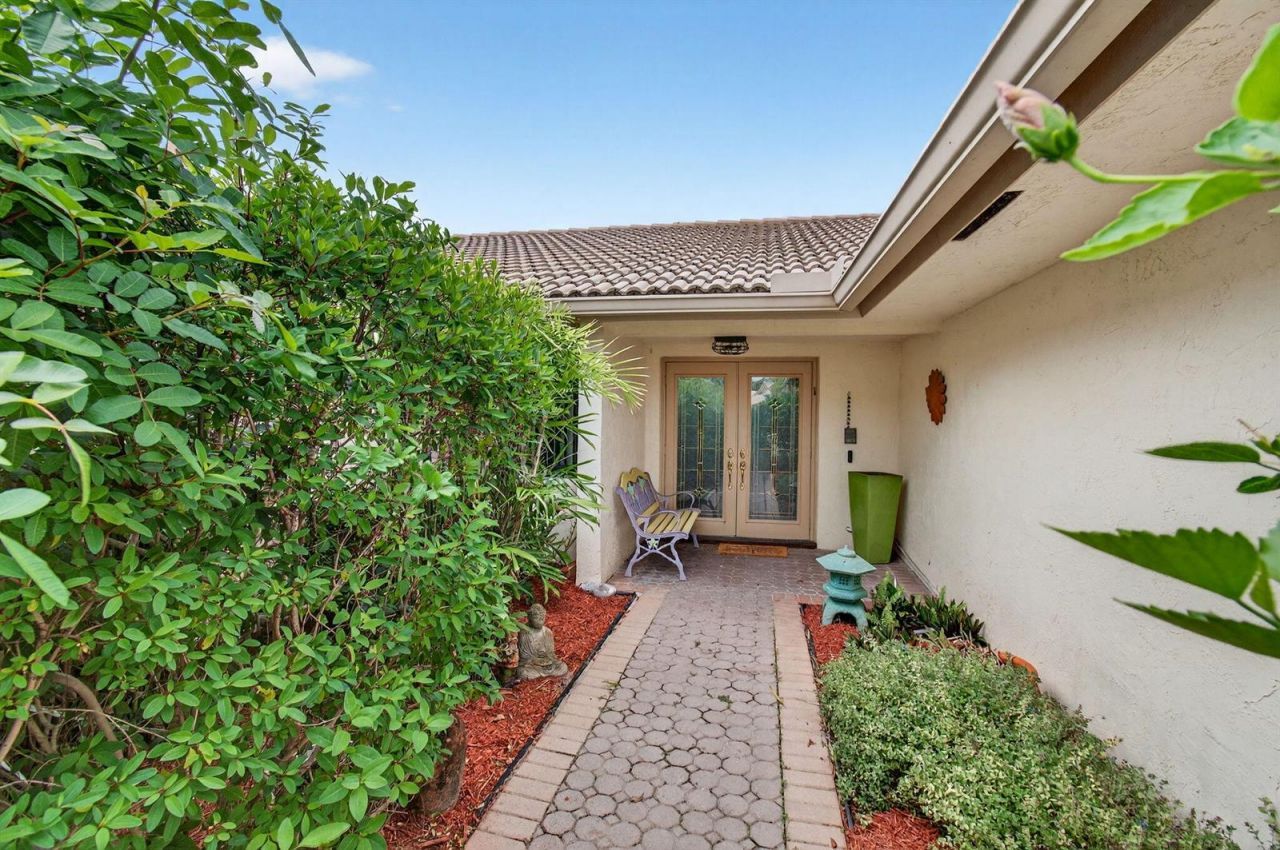6839 Villas Drive S, Boca Raton, FL 33433 Photo