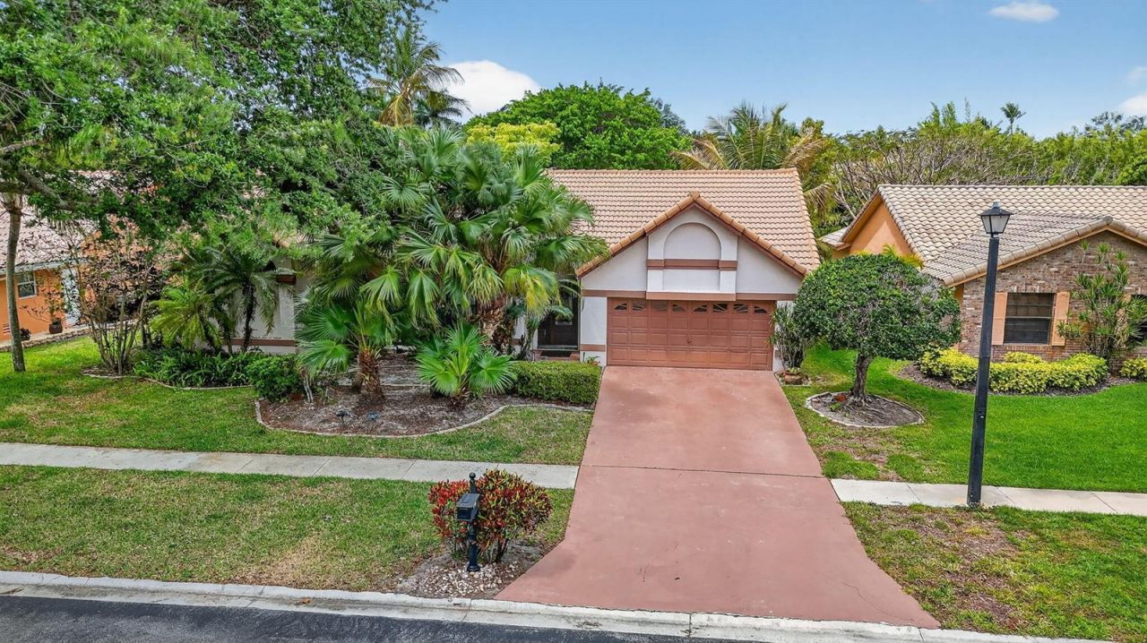 20174 Back Nine Drive , Boca Raton, FL 33498 Photo