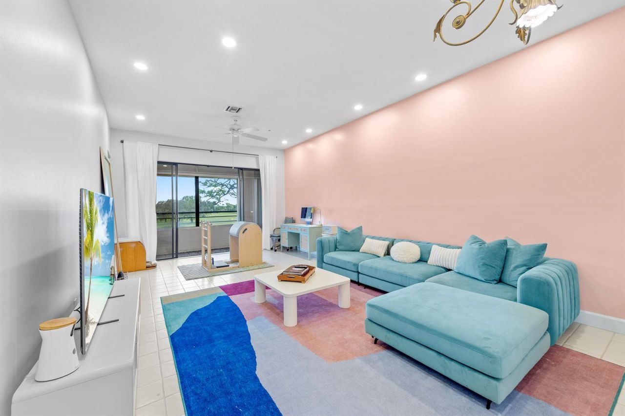 7460 La Paz Boulevard , Unit 304, Boca Raton, FL 33433 Photo