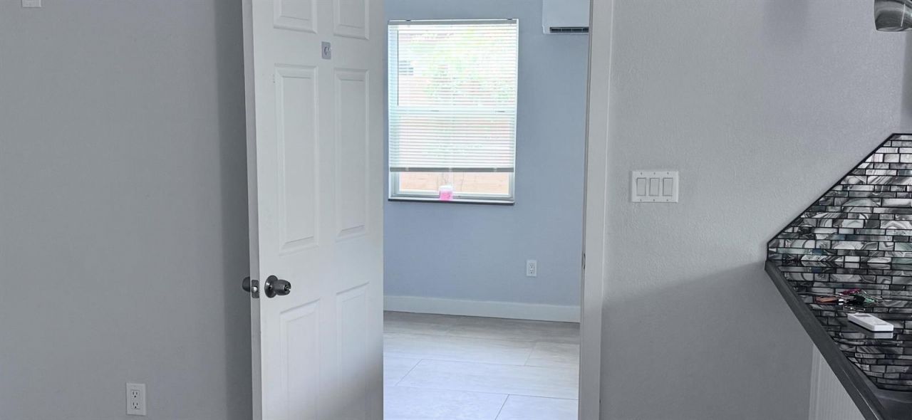 731 46th Street , West Palm Beach, FL 33407 Photo