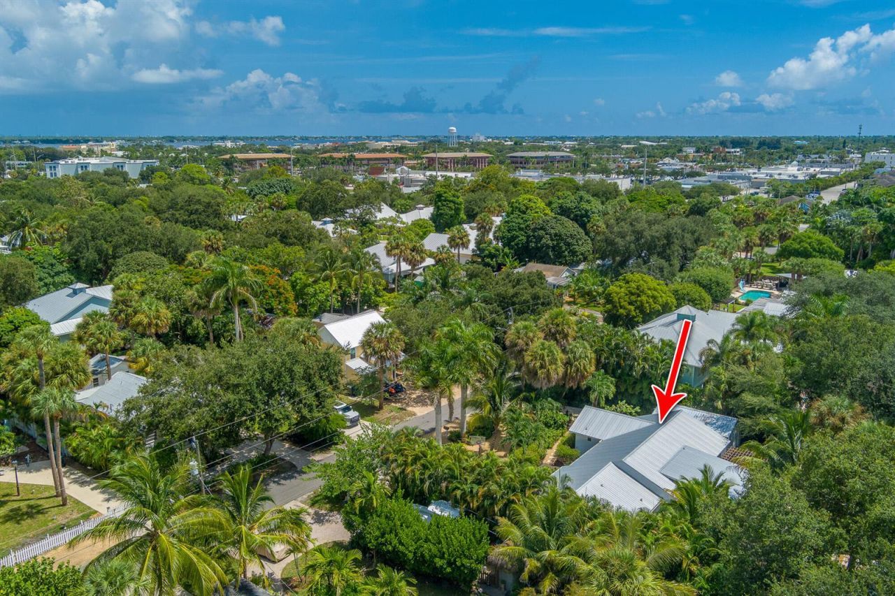 547 SW Riverview Street , Stuart, FL 34994 Photo