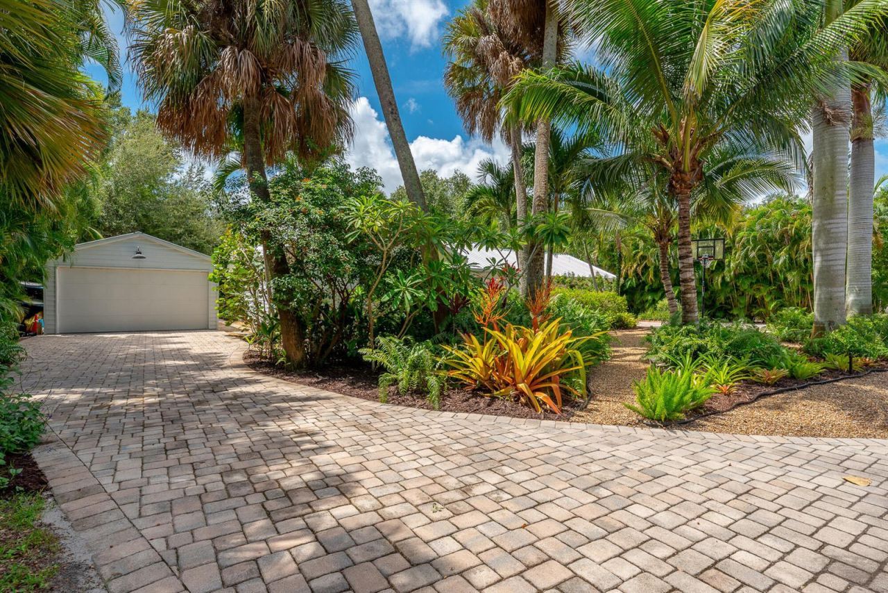 547 SW Riverview Street , Stuart, FL 34994 Photo