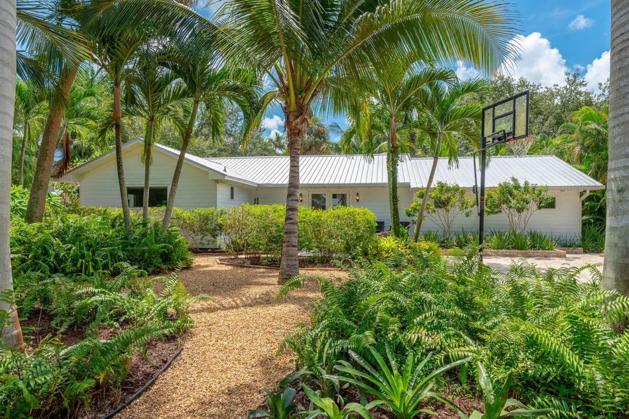 547 SW Riverview Street , Stuart, FL 34994 Photo