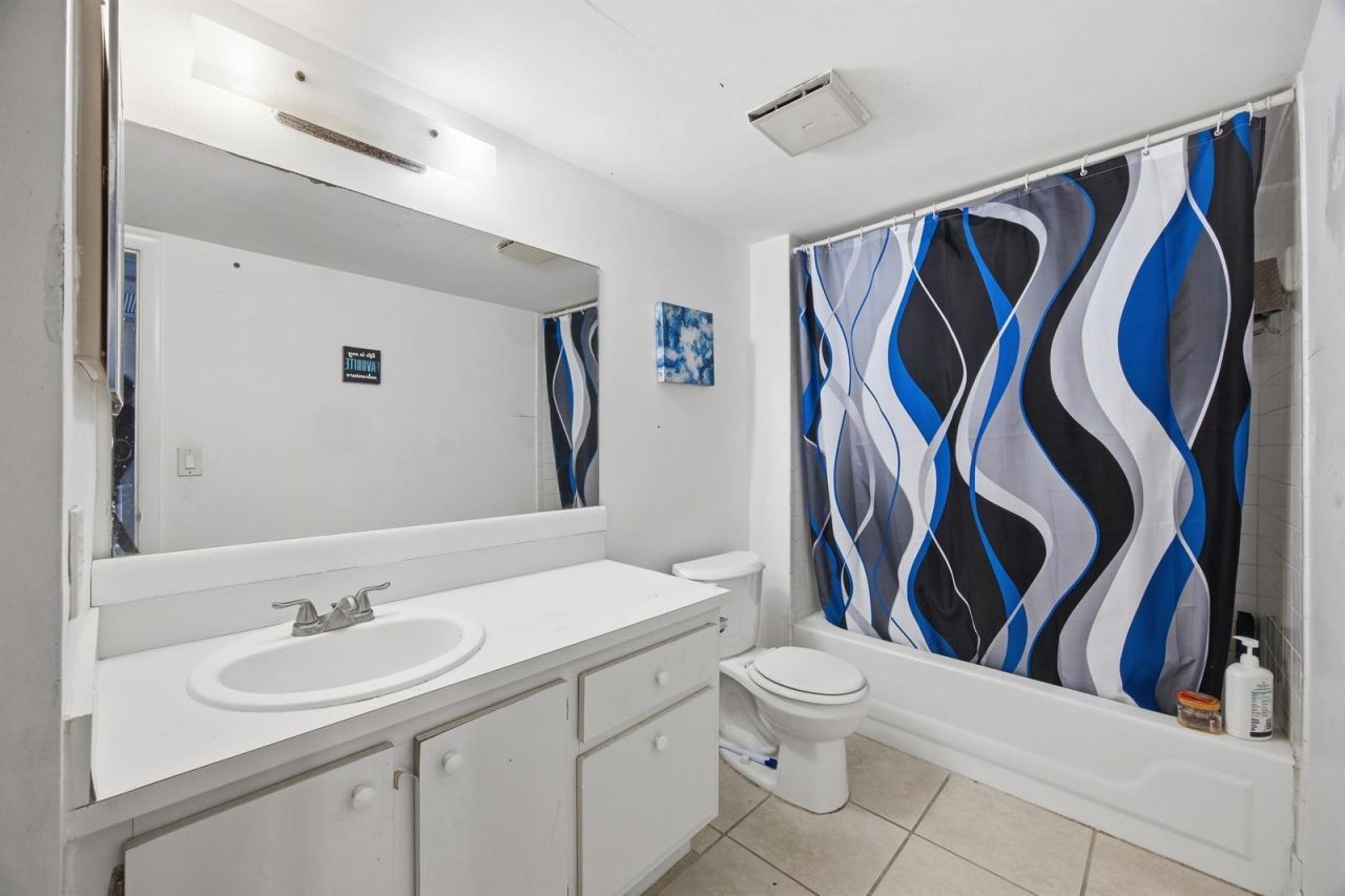 4102 Waterview Circle , Palm Springs, FL 33461 Photo