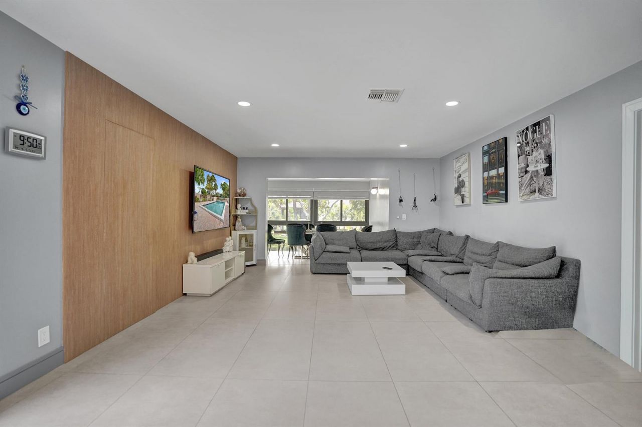 21675 Tall Palm Circle , Unit 2b, Boca Raton, FL 33433 Photo