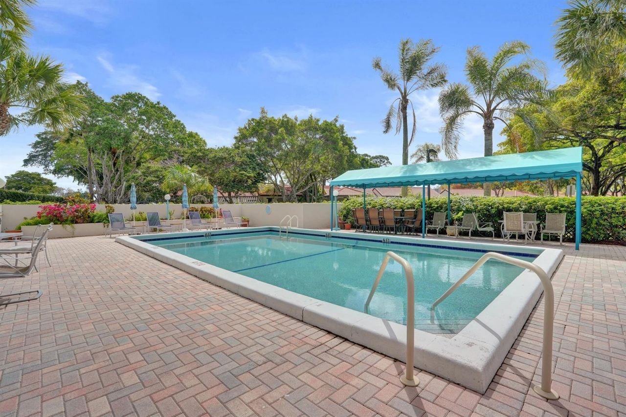 21675 Tall Palm Circle , Unit 2b, Boca Raton, FL 33433 Photo