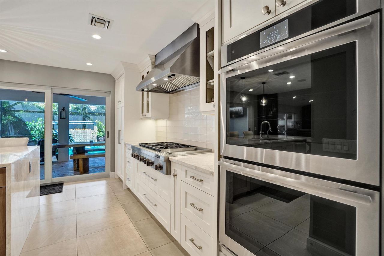 738 Middle River Drive , Fort Lauderdale, FL 33304 Photo