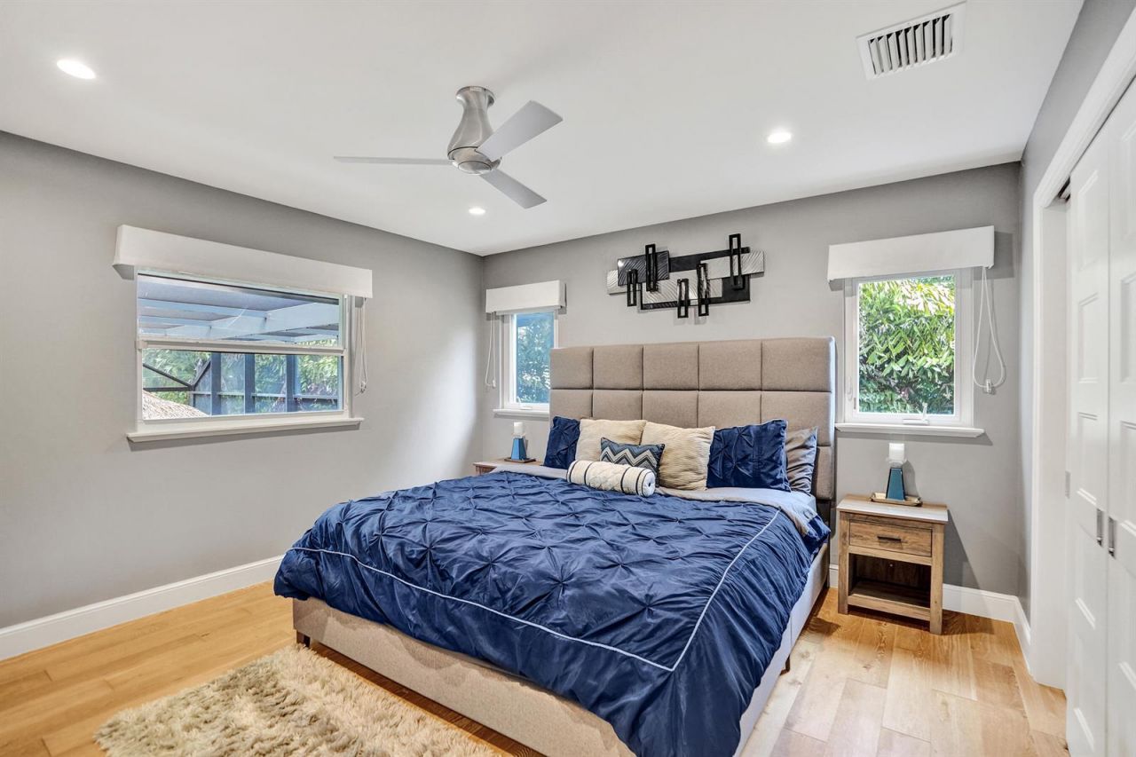 738 Middle River Drive , Fort Lauderdale, FL 33304 Photo