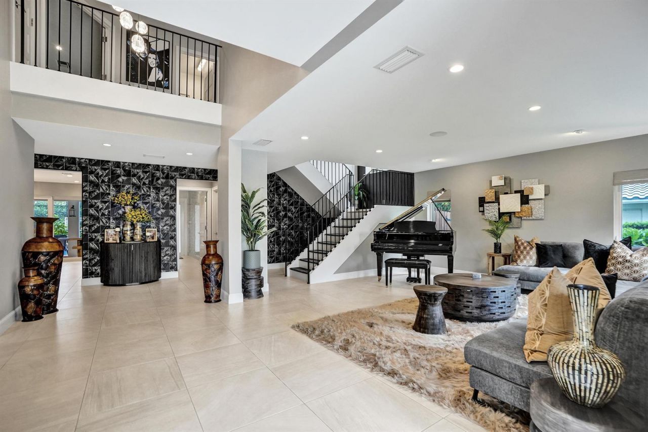 738 Middle River Drive , Fort Lauderdale, FL 33304 Photo