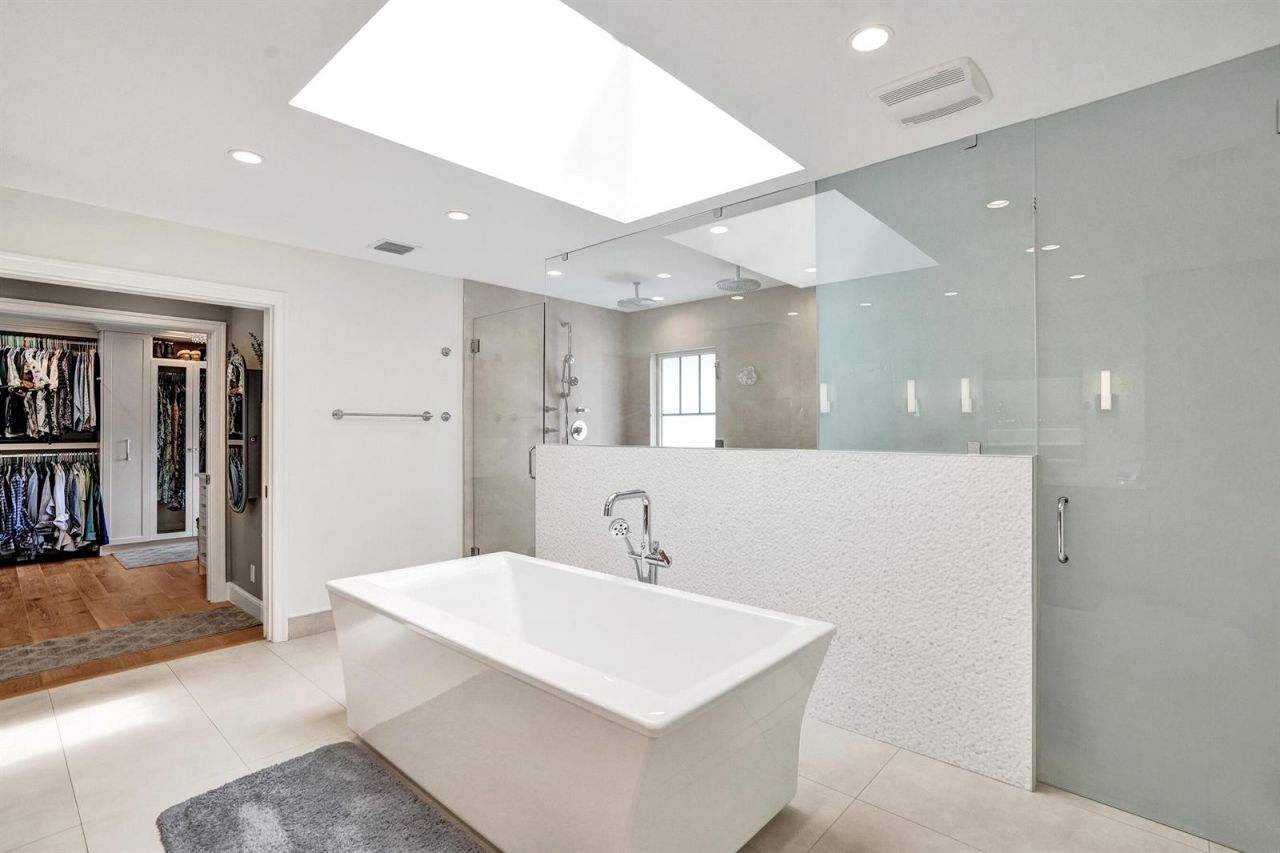 738 Middle River Drive , Fort Lauderdale, FL 33304 Photo