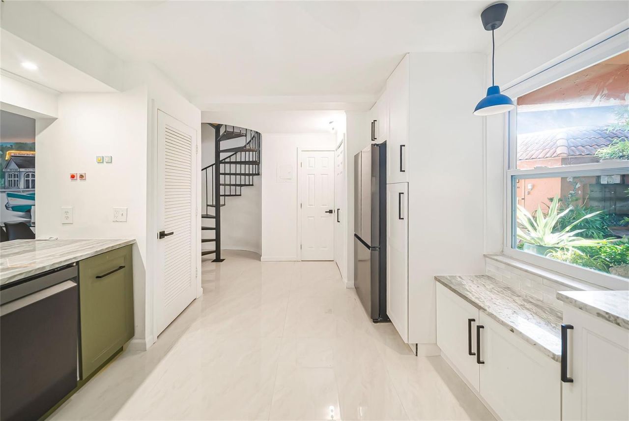 620 Tennis Club Drive , Unit 111, Fort Lauderdale, FL 33311 Photo
