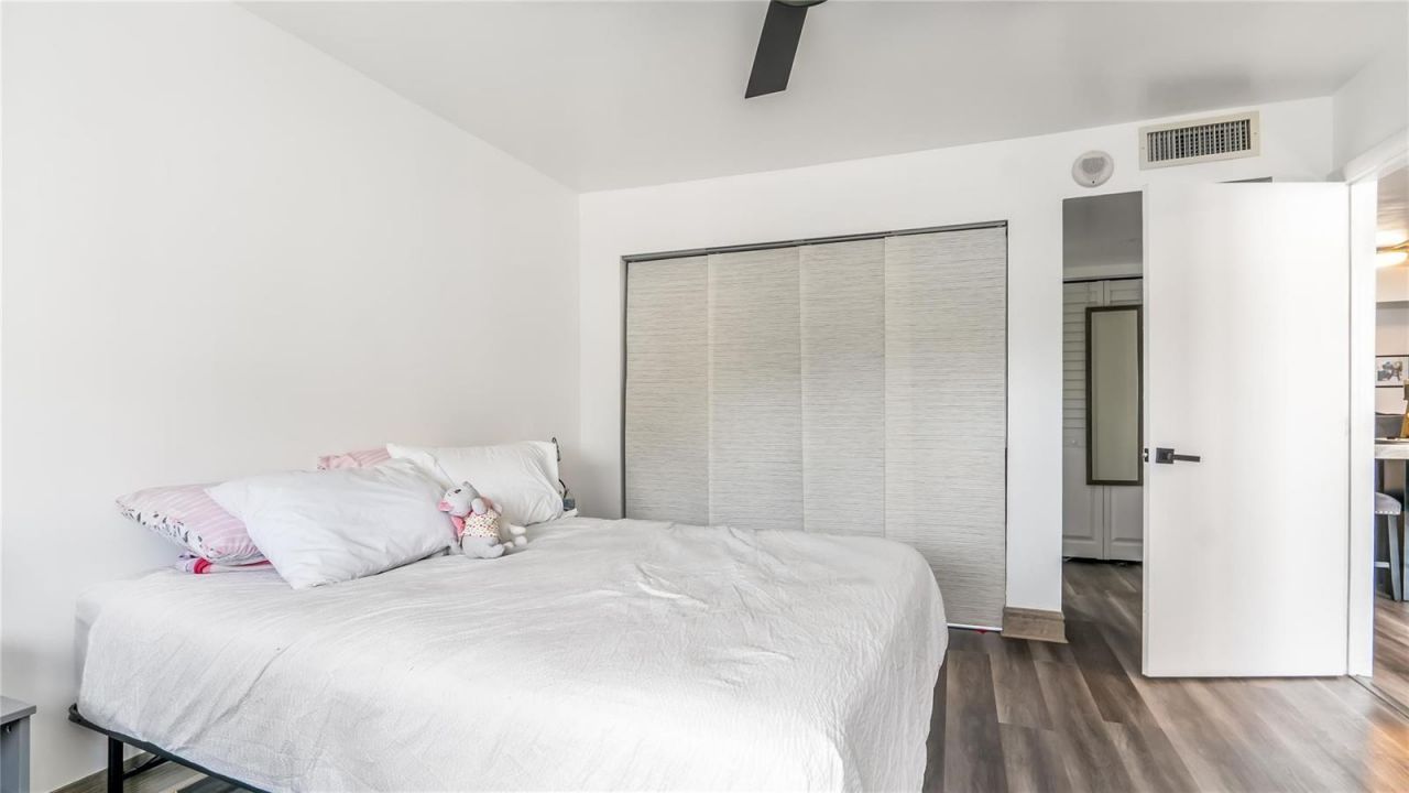 1833 S Ocean Drive , Unit 1608, Hallandale Beach, FL 33009 Photo