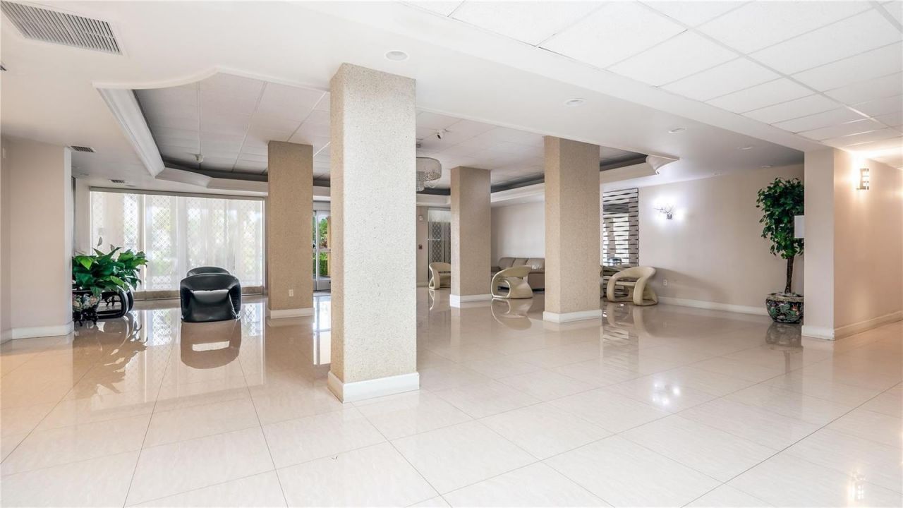 1833 S Ocean Drive , Unit 1608, Hallandale Beach, FL 33009 Photo