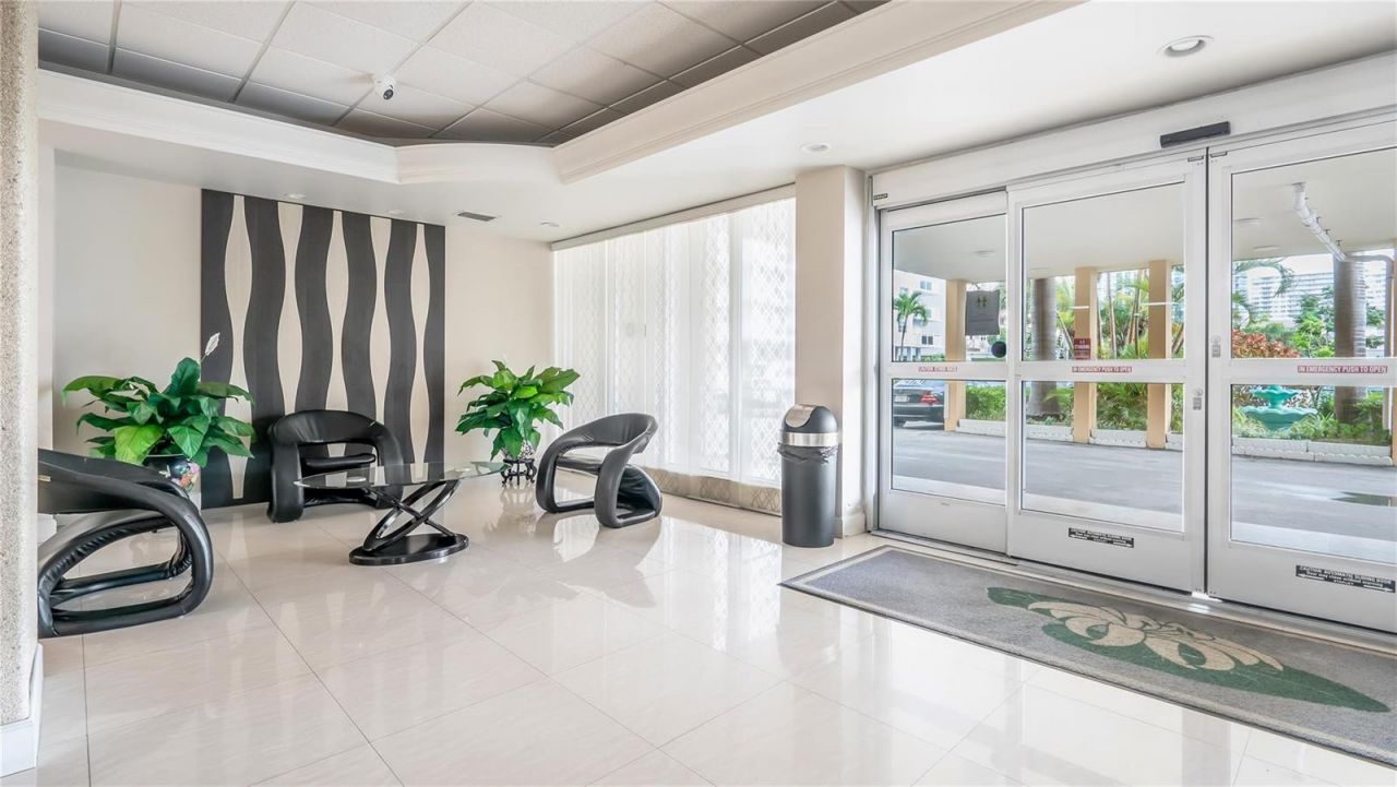 1833 S Ocean Drive , Unit 1608, Hallandale Beach, FL 33009 Photo
