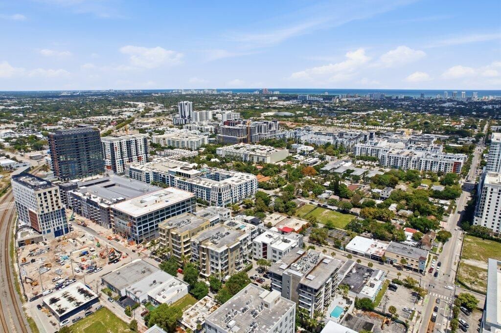 425 N Andrews Avenue , Unit 202, Fort Lauderdale, FL 33301 Photo
