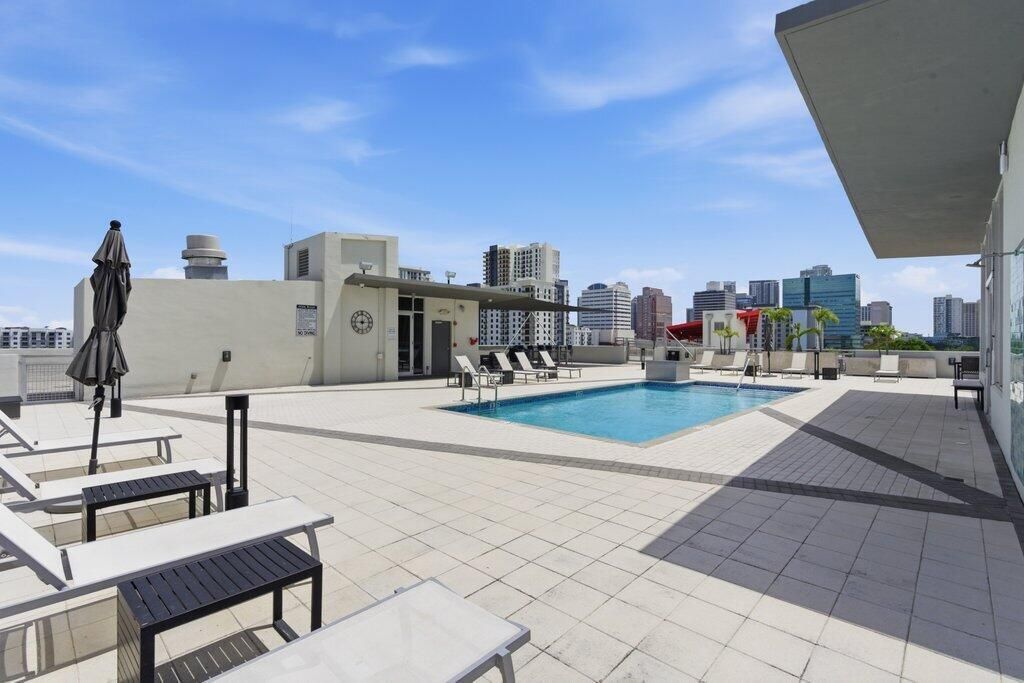 425 N Andrews Avenue , Unit 202, Fort Lauderdale, FL 33301 Photo