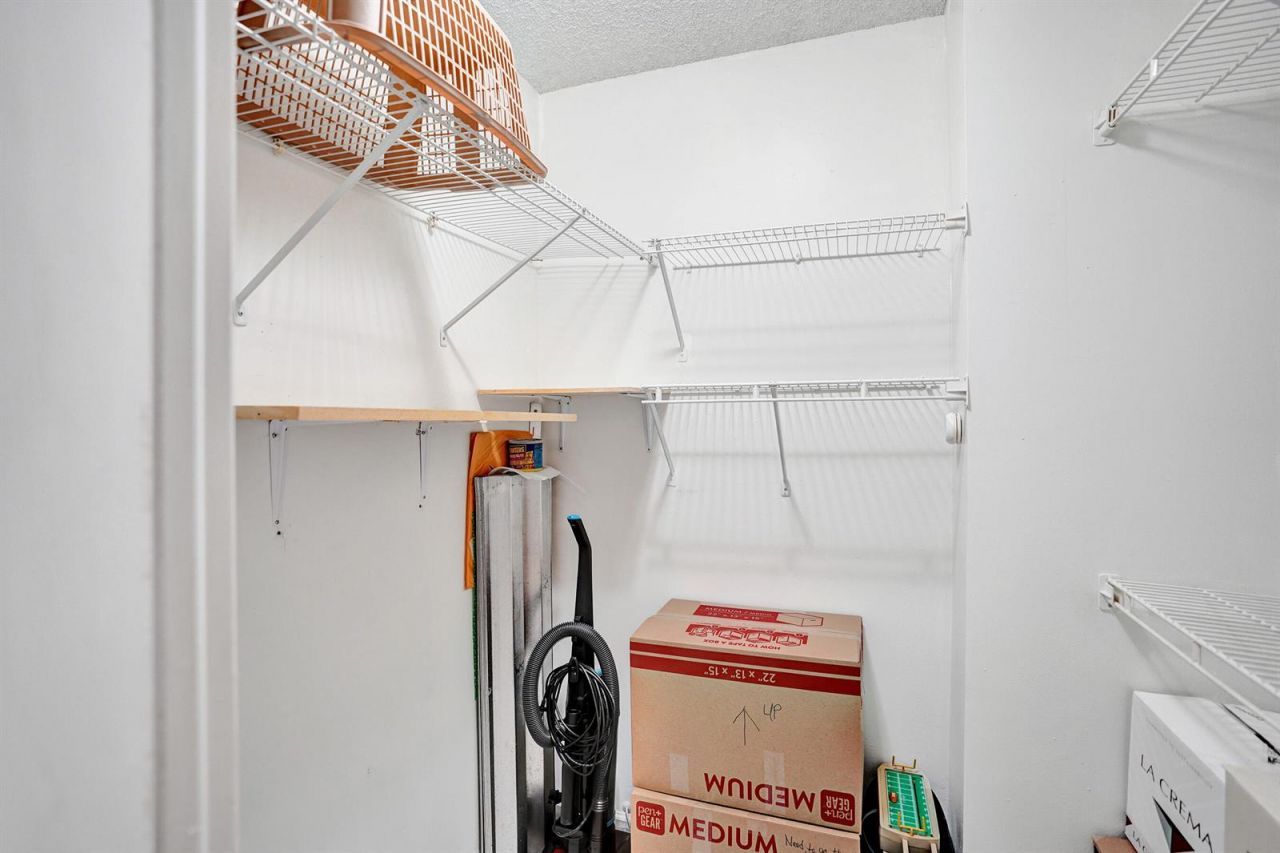 3051 NE 48th Street , Unit 702, Fort Lauderdale, FL 33308 Photo