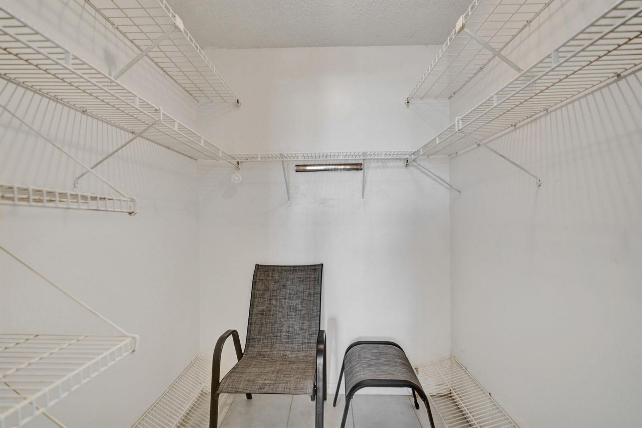3051 NE 48th Street , Unit 702, Fort Lauderdale, FL 33308 Photo