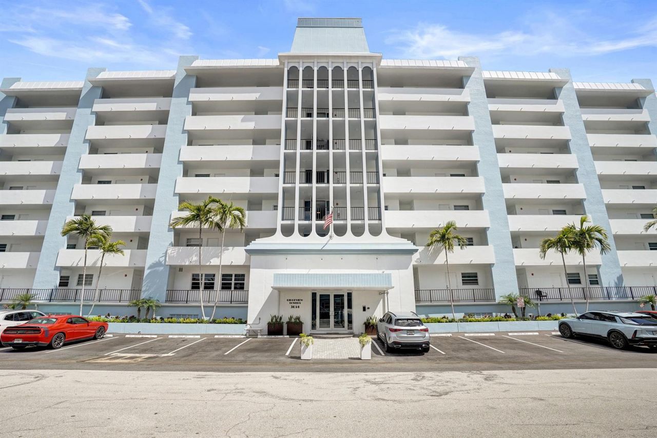 3051 NE 48th Street , Unit 702, Fort Lauderdale, FL 33308 Photo