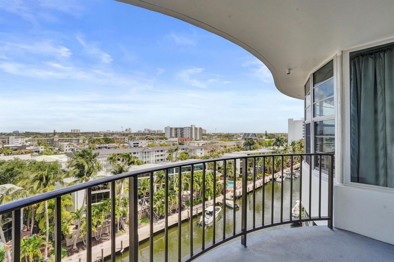 3051 NE 48th Street , Unit 702, Fort Lauderdale, FL 33308 Photo