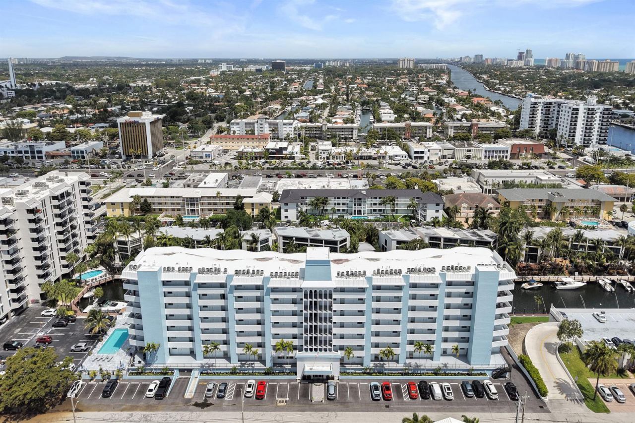 3051 NE 48th Street , Unit 702, Fort Lauderdale, FL 33308 Photo