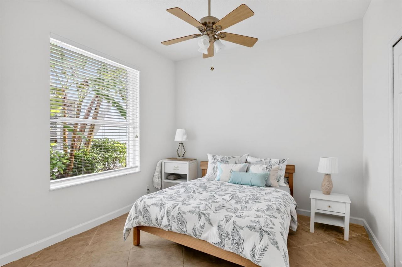 194 Lone Pine Drive , Palm Beach Gardens, FL 33410 Photo