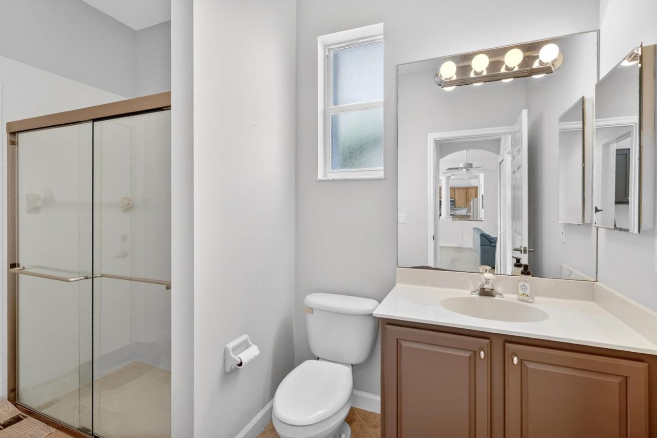 194 Lone Pine Drive , Palm Beach Gardens, FL 33410 Photo
