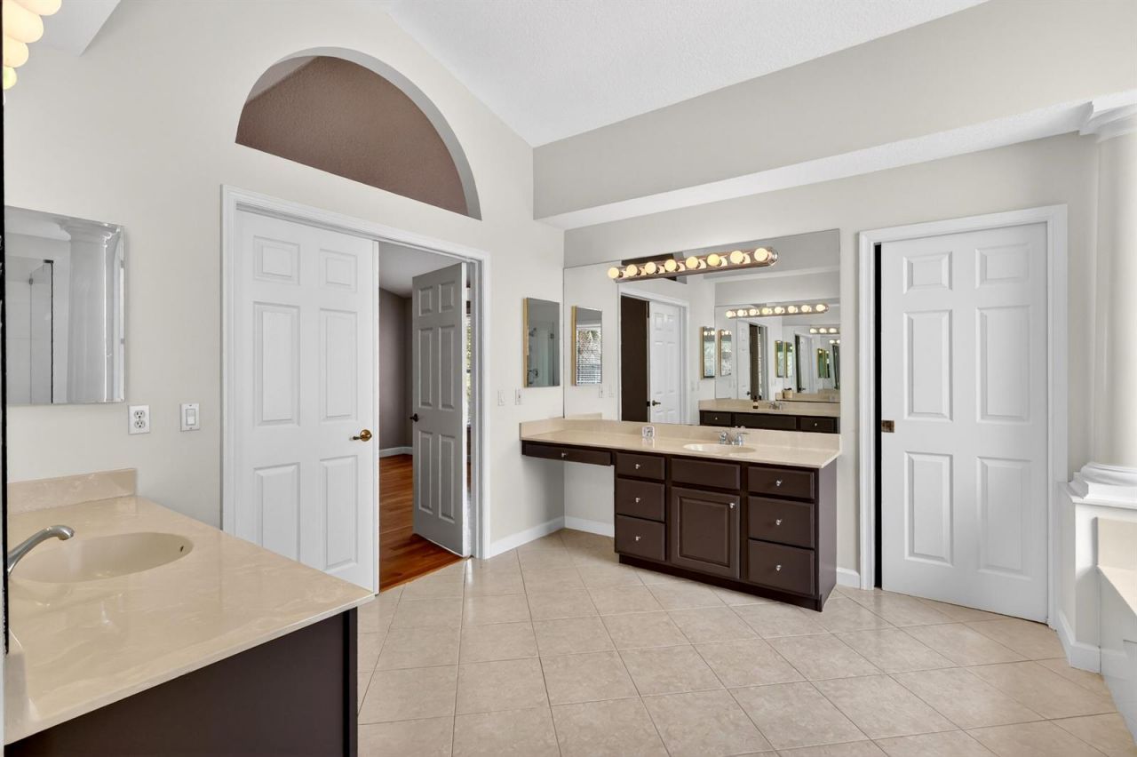 194 Lone Pine Drive , Palm Beach Gardens, FL 33410 Photo