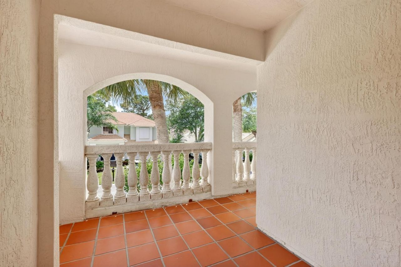 194 Lone Pine Drive , Palm Beach Gardens, FL 33410 Photo
