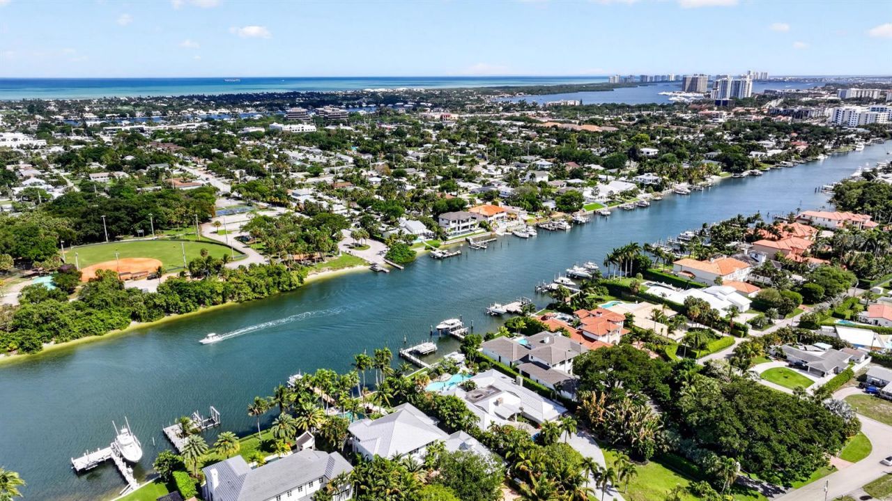 194 Lone Pine Drive , Palm Beach Gardens, FL 33410 Photo