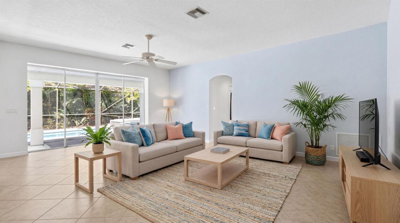 194 Lone Pine Drive , Palm Beach Gardens, FL 33410 Photo