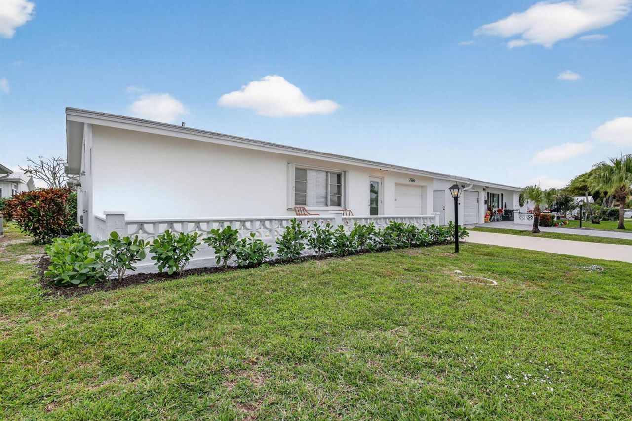 2206 SW 20th Way , Boynton Beach, FL 33426 Photo