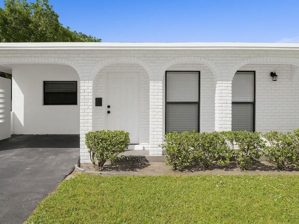 501 NW 30th Court , Wilton Manors, FL 33311