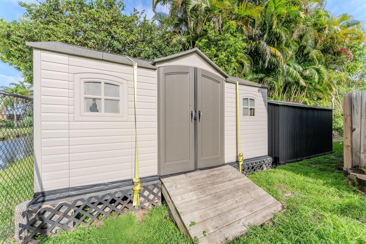 11420 NW 26th Street , Plantation, FL 33323 Photo