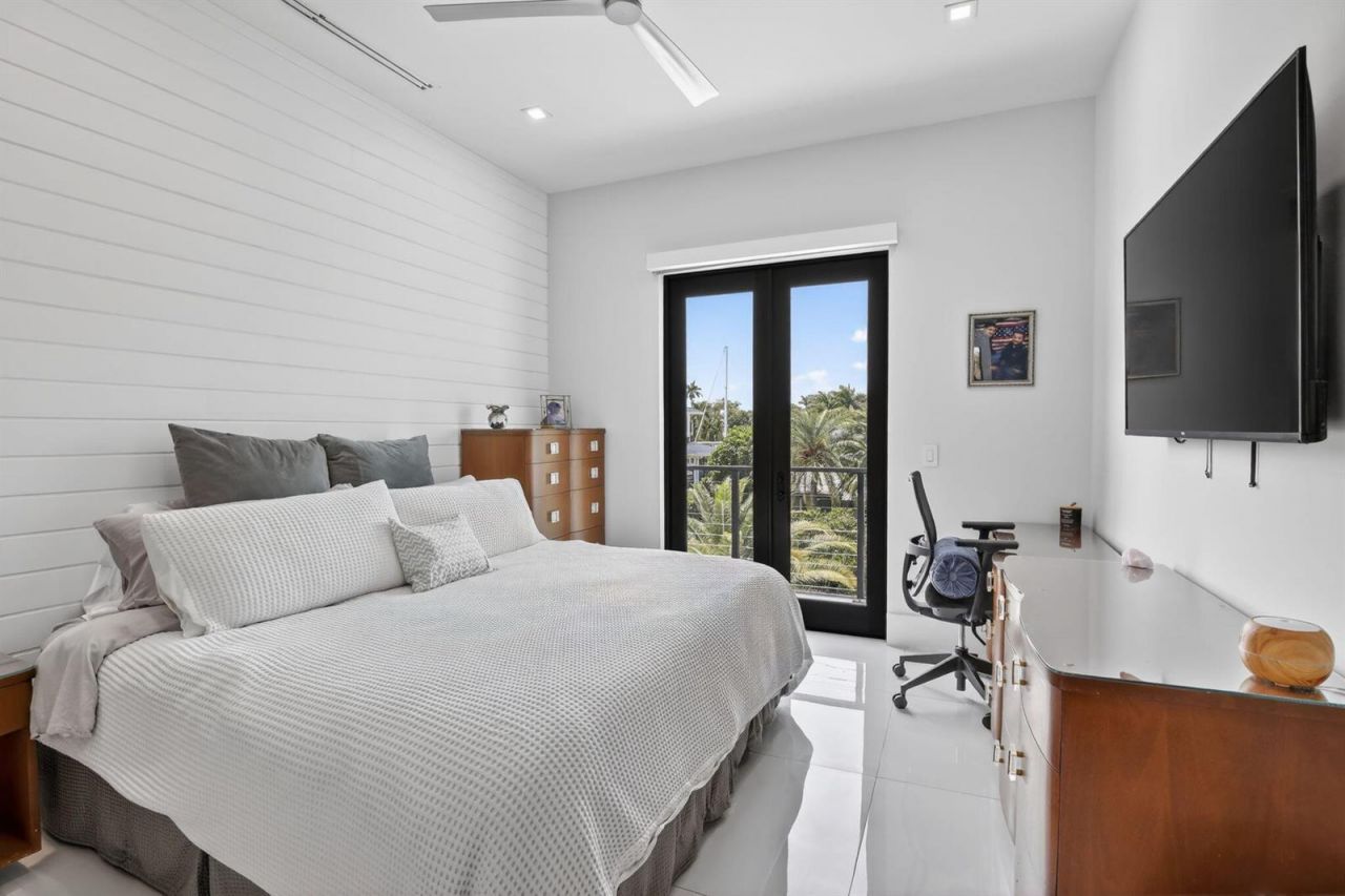 334 Isle Of Capri Drive , Fort Lauderdale, FL 33301 Photo