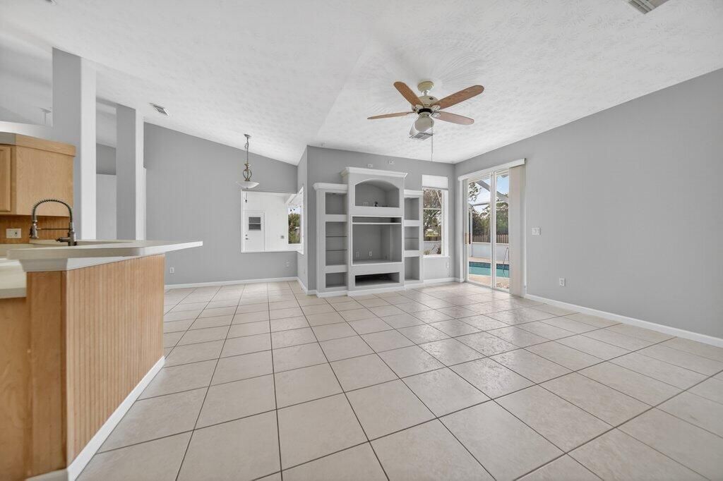 612 SE 6th Street , Stuart, FL 34994 Photo