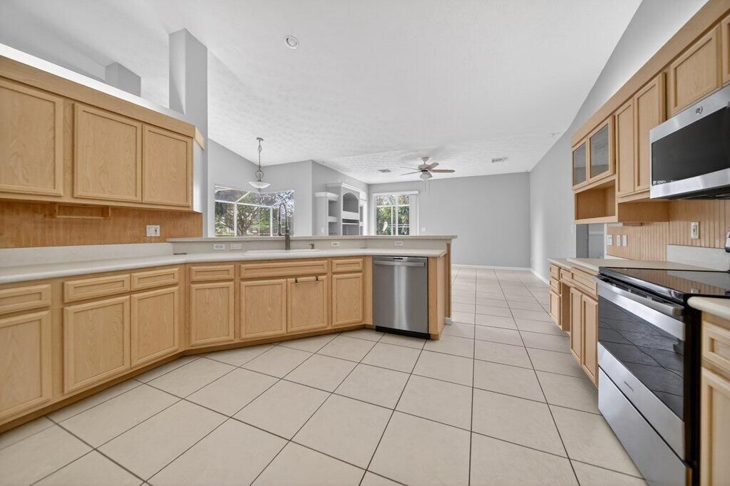 612 SE 6th Street , Stuart, FL 34994 Photo