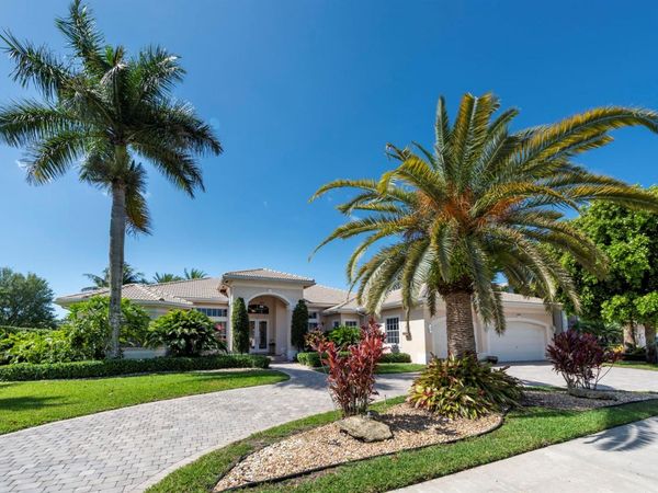 15234 SW 40th Street , Davie, FL 33331