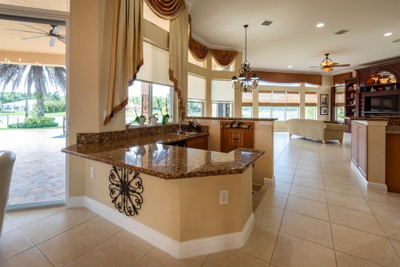 15234 SW 40th Street , Davie, FL 33331 Photo