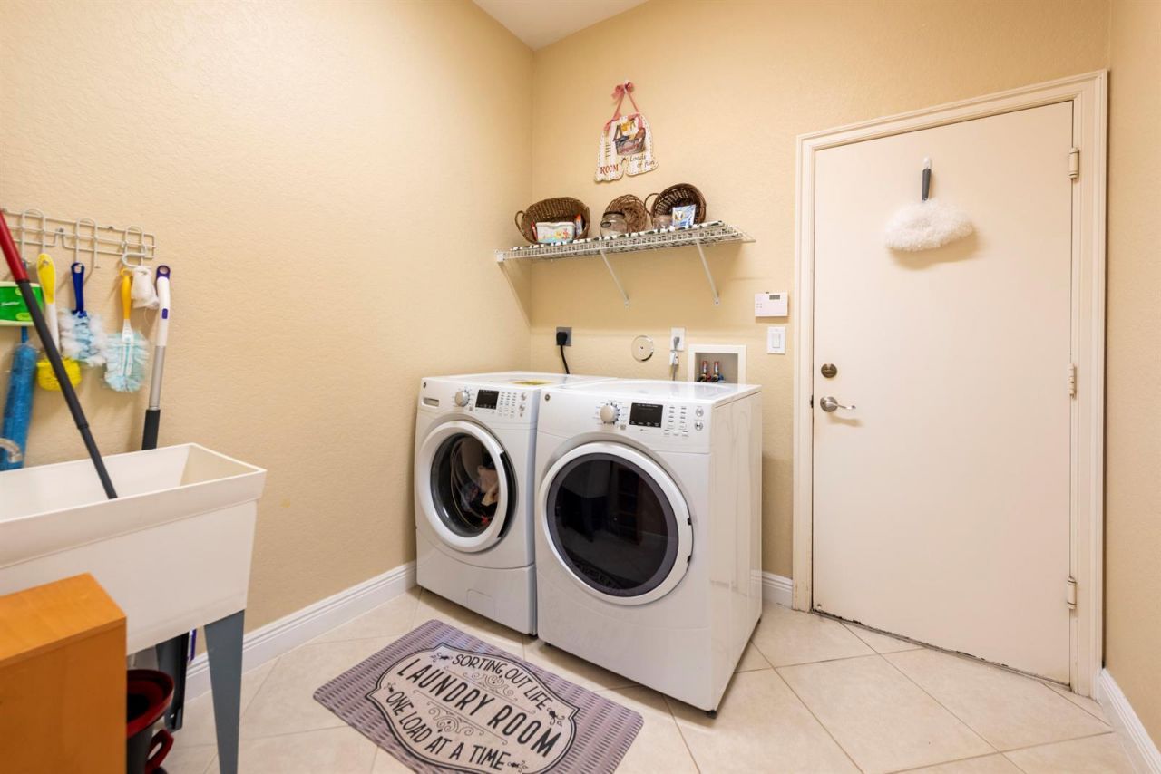 15234 SW 40th Street , Davie, FL 33331 Photo