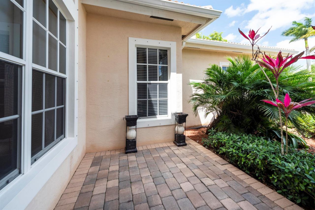 15234 SW 40th Street , Davie, FL 33331 Photo